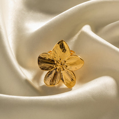French court style matte retro gold stainless steel flower metal open ring with high-end design